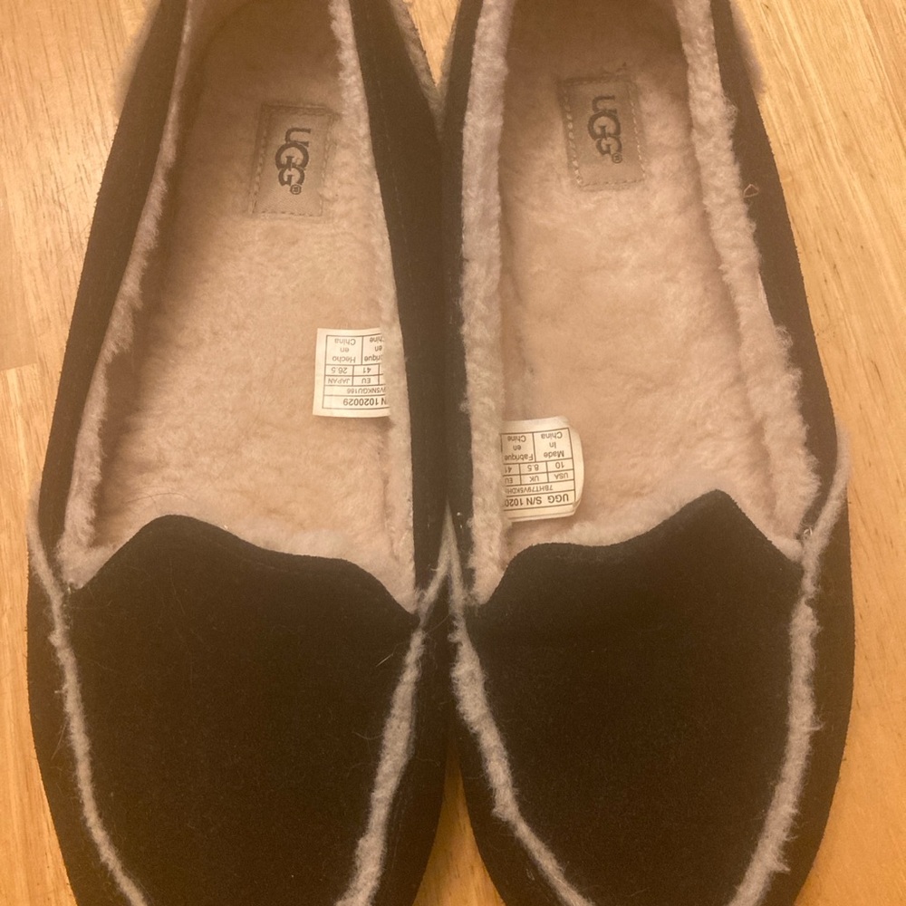 UGG Women's Black and Cream Slippers